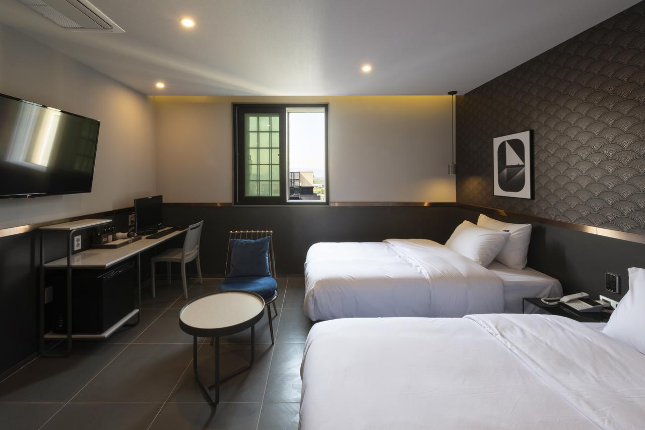 Brown-Dot Hotel Gupo Busan Bagian luar foto
