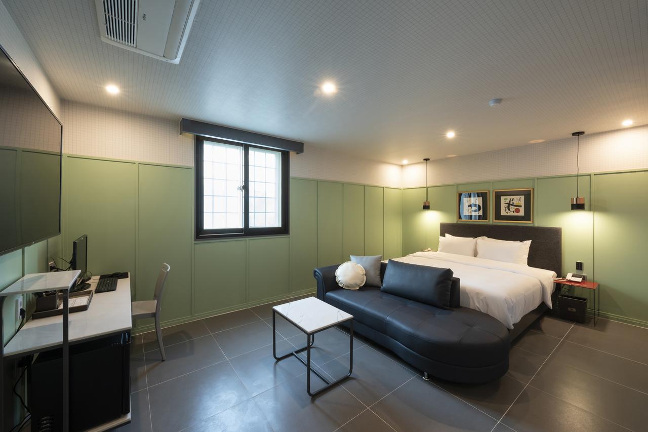 Brown-Dot Hotel Gupo Busan Bagian luar foto