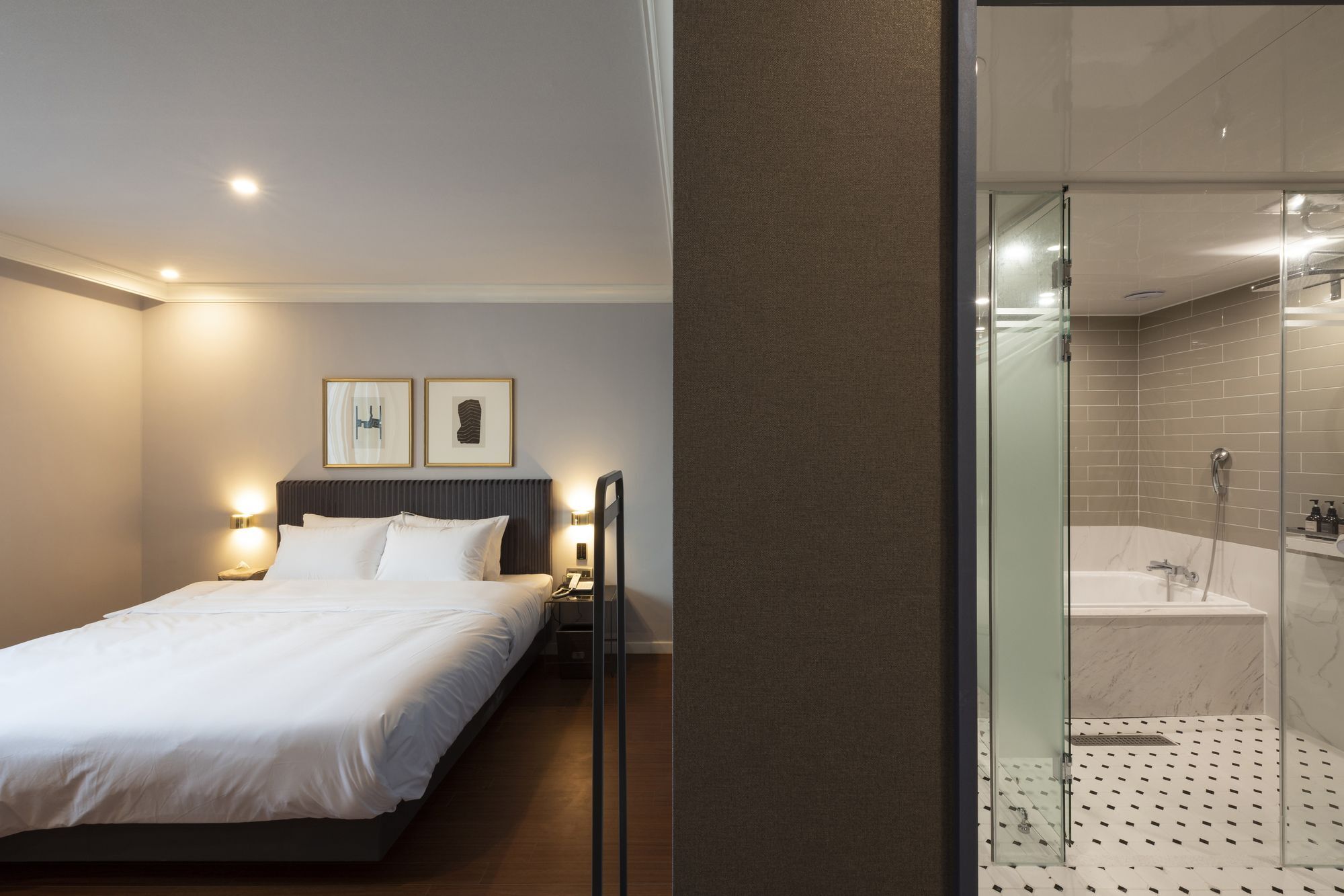 Brown-Dot Hotel Gupo Busan Bagian luar foto
