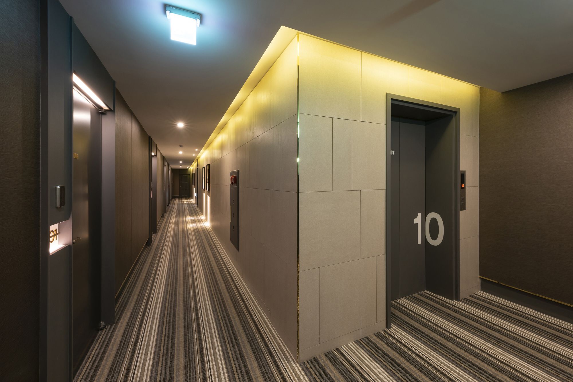 Brown-Dot Hotel Gupo Busan Bagian luar foto
